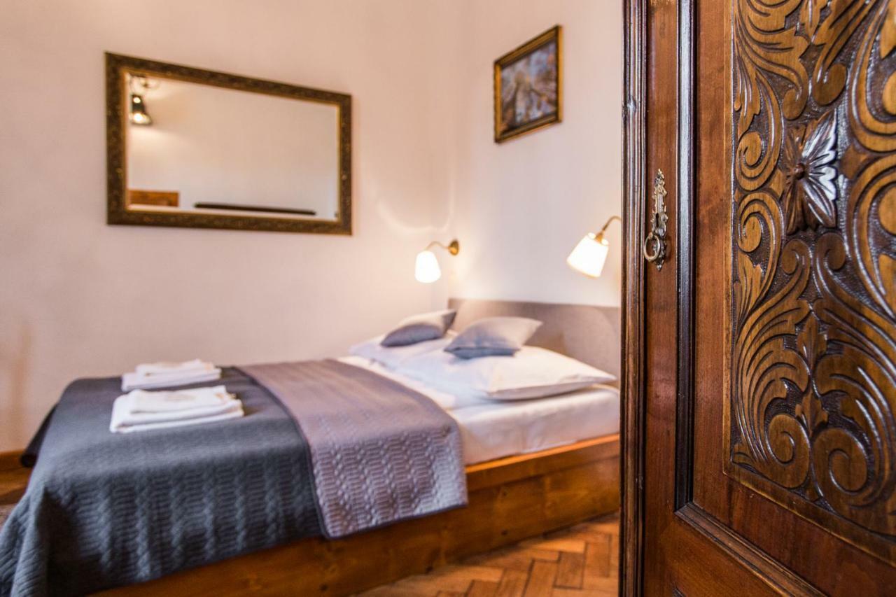 קרקוב Lovenovsky Apartments מראה חיצוני תמונה
