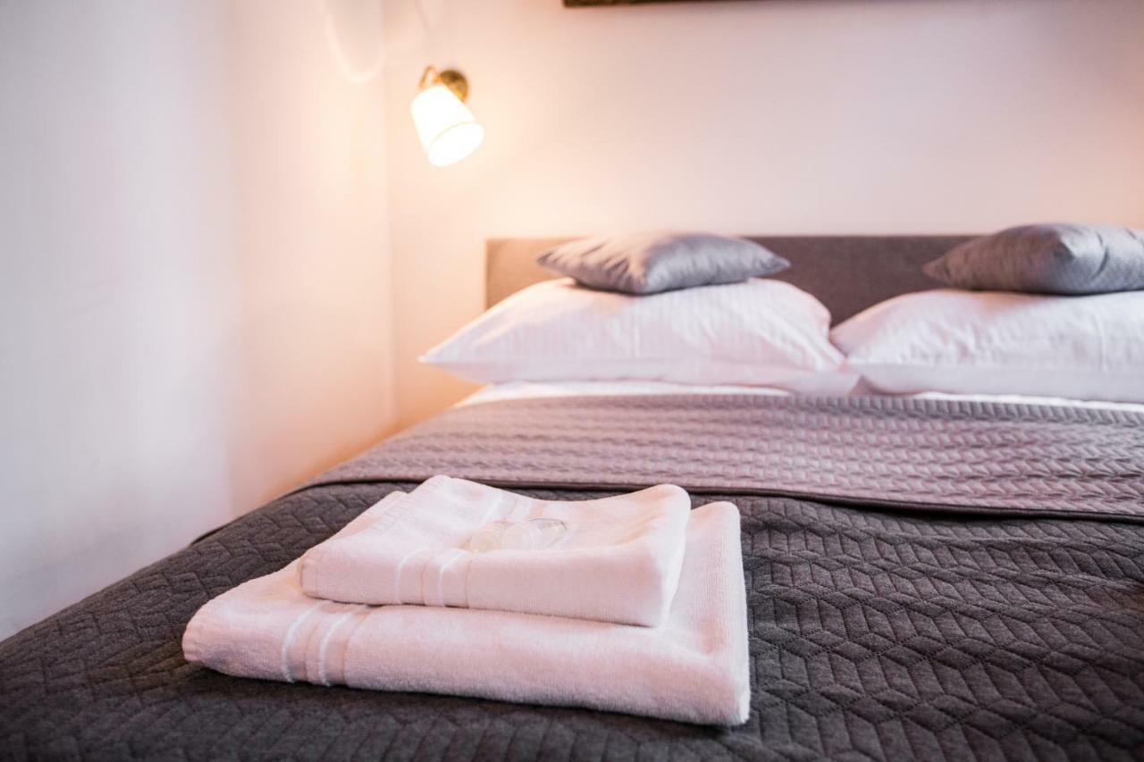 קרקוב Lovenovsky Apartments מראה חיצוני תמונה