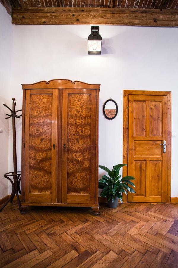 קרקוב Lovenovsky Apartments מראה חיצוני תמונה